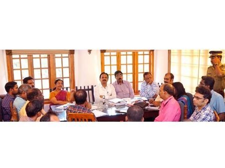 ആലപ്പുഴയില്‍ നിപ്പയില്ല: കോഴിക്കോട്ടെ ആശുപത്രികള്‍ക്ക് മുന്നറിയിപ്പ്,ചികിത്സ നിഷേധിക്കാനാവില്ലെന്ന്