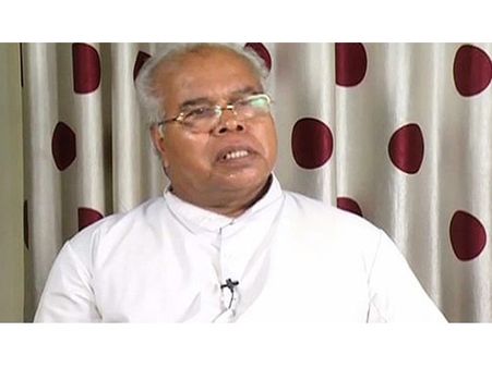 പുരോഹിത വേഷത്തിലെ വില്ലന്‍; ഫാ.തോമസ് പീലിയാനിക്കല്‍ കര്‍ഷകരുടെ വ്യാജ ഒപ്പിട്ട് തട്ടിയത് കോടികള്‍