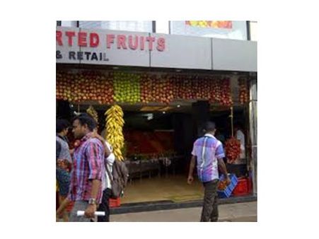 നിപ്പാ ഭീതി: കോഴിക്കോട്ടെ പഴവിപണി കരകയറിയില്ല; നേന്ത്രപ്പഴത്തിന് കുറഞ്ഞില്ല