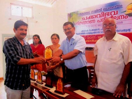 ചക്കയില്‍ നിന്ന് മൂല്യവര്‍ധിത ഉല്പ്പന്നങ്ങള്‍: ജില്ലയിലെങ്ങും സ്ത്രീകള്‍ക്കായി പ്രത്യേക പരിശീലനം