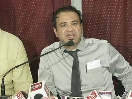 തന്റെ സഹോദരനെ വെടിവെച്ചതിന് പിന്നില്‍ ബിജെപി എംപിയെന്ന് ഡോ.കഫീല്‍ ഖാന്‍