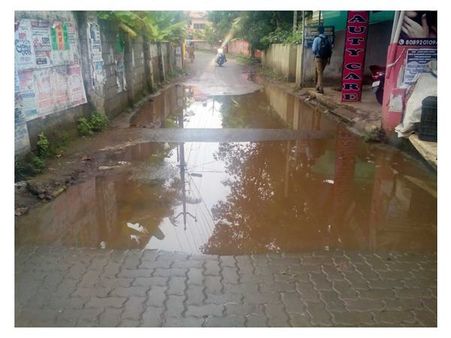 കൊച്ചിയില്‍ മഴക്കെടുതി നേരിടാന്‍ ഊര്‍ജിത നടപടികള്‍: ദുരിത ബാധിത പ്രദേശങ്ങളില്‍ കളക്ടര്‍