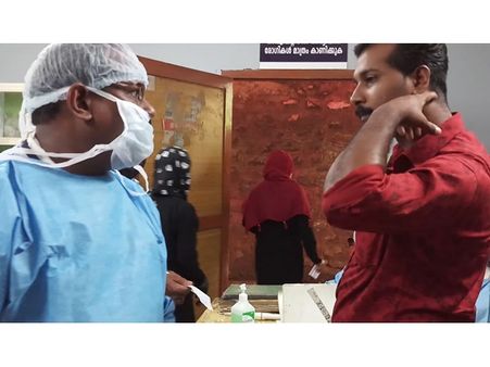 നിപയെ പ്രതിരോധിക്കാന്‍ മുന്നിട്ടിറങ്ങിയ ആരോഗ്യപ്രവര്‍ത്തകര്‍ക്ക് ഇന്‍ക്രിമെന്റ്, സ്വര്‍ണമെഡല്‍