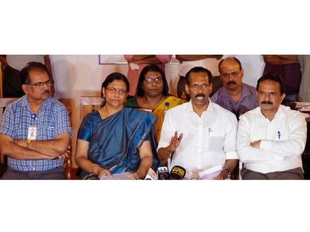 നിപ്പാ: സമ്പര്‍ക്ക ലിസ്റ്റില്‍ പെട്ടവര്‍ക്ക് സൗജന്യ ഭക്ഷണകിറ്റ്, ജാഗ്രത തുടരുമെന്ന് ആരോഗ്യമന്ത്രി