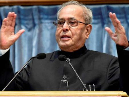 പ്രണബുമായി സോണിയ ഇടഞ്ഞു.... ആര്‍എസ്എസ് വേദിയില്‍ പോയത് മാപ്പര്‍ഹിക്കാത്ത കുറ്റം...കോണ്‍ഗ്രസില്‍ പോര്