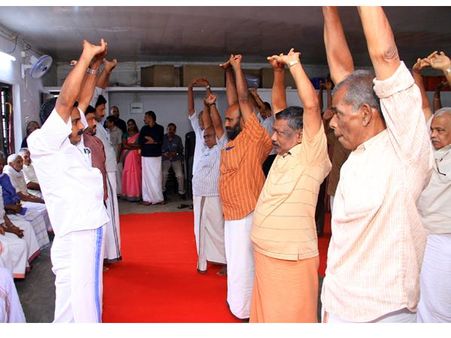 വയോജനങ്ങള്‍ക്ക് നൂതന പദ്ധതികളുമായി മുട്ടില്‍ ഗ്രാമപഞ്ചായത്ത്: യോഗയും ഹെല്‍ത്ത് ക്ലബ്ബും!