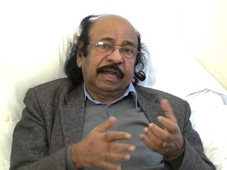 മോഹന്‍ലാലിനെതിരെ സച്ചിദാനന്ദന്‍: സ്ത്രീകള്‍ക്കെതിരായ അതിക്രമങ്ങളെ ന്യായീകരിക്കുന്നവരെ ബഹിഷ്‌കരിക്കണം