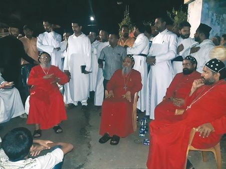 ചേലക്കര പള്ളി അവകാശ തര്‍ക്കം: പള്ളിയില്‍ ഓര്‍ത്തഡോക്‌സ് വിഭാഗം പ്രാര്‍ത്ഥന നടത്തി