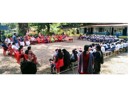 കുട്ടികൾക്കൊപ്പം രക്ഷിതാക്കളും ഇനി ഹലോ ഇംഗ്ലീഷ്: പദ്ധതി സമഗ്ര ശിക്ഷാ അഭിയാന്റേത്!