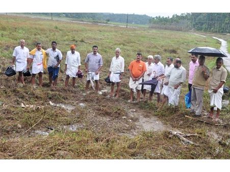  കൃഷിനാശം സംഭവിച്ച സ്ഥലങ്ങള്‍ വിവിധ കര്‍ഷക സംഘടനാനേതാക്കള്‍ സന്ദര്‍ശിച്ചു; അടിയന്തര സഹായമില്ലെങ്കില്‍ പ്രക്ഷോഭം