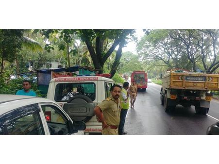 ദേശീയ പാതയിലെ സിഗ്നൽ തെറ്റിച്ച് മറികടന്നു: 25 വാഹനങ്ങൾക്കെതിരെ കേസ്സെടുത്തു,