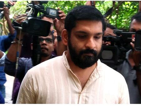 ഓര്‍ത്തഡോക്സ് സഭയിലെ പീഡനം; ഒരു വൈദികന്‍ കൂടി അറസ്റ്റില്‍