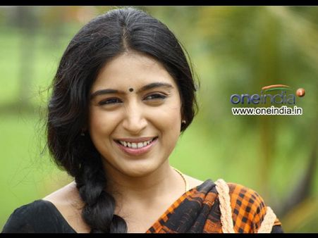 താരസംഘടനയുമായുള്ള പ്രശ്‌നങ്ങള്‍ വേഗം പരിഹരിക്കണം... ഡബ്ല്യുസിസി ആര്‍ക്കും എതിരല്ലെന്ന് പത്മപ്രിയ