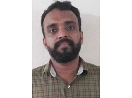 സിനിമ സംവിധായകൻ എന്ന് അവകാശം, അവസരം തരാം എന്ന് വാഗ്ദാനം... പിന്നെ പീഡനം; പ്രമുഖ ഫോട്ടോഗ്രാഫർ പിടിയിൽ