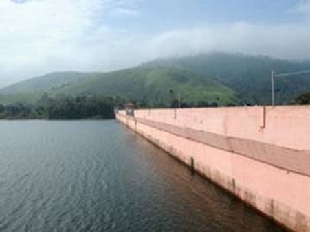 പെരിയാര്‍നിവാസികള്‍ക്ക് ആശങ്ക മുല്ലപെരിയാറില്‍ ജലനിരപ്പ് ഉയരുന്നു...