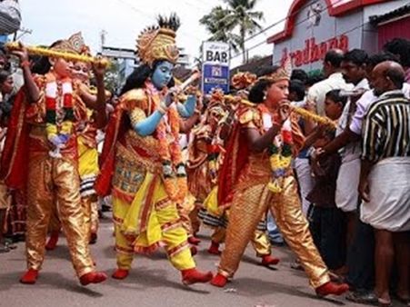 ഓണത്തിന്റെ വരവറിയിച്ച് തൃപ്പൂണിത്തുറ അത്തച്ചമയം നാളെ... എന്താണ് അത്തച്ചമയം?