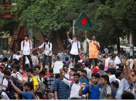 ബംഗ്ലാദേശിനെ നിശ്ചലമാക്കി വിദ്യാർത്ഥി പ്രക്ഷോഭം; അടിച്ചമർത്തൽ നടപടിയുമായി സർക്കാർ..