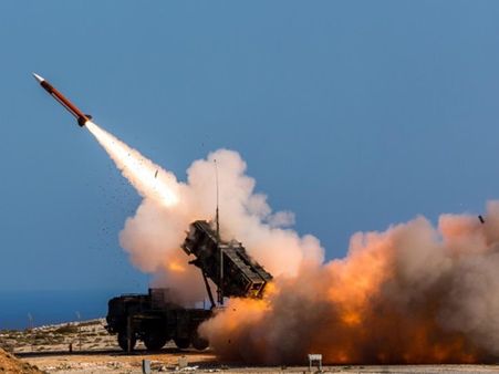 സൗദി നഗരമായ നജ്‌റാനു നേരെ വീണ്ടും ഹൂത്തി മിസൈല്‍; ലക്ഷ്യ സ്ഥാനത്ത് എത്തുന്നതിന് മുമ്പേതകര്‍ത്തതായി സൗദി