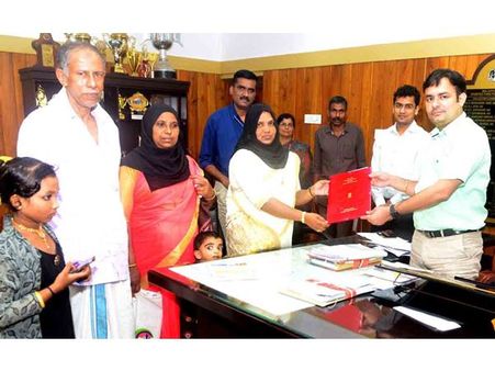 പൊന്നാനിക്കാരനെ വിവാഹം കഴിച്ച ശ്രീലങ്കന്‍ സ്ത്രീക്ക് ഇന്ത്യന്‍ പൗരത്വം: 17 വര്‍ഷം കേരളത്തില്‍ താമസം