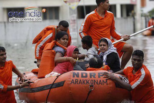 കാലിക്കുപ്പികൾ ഉപയോഗിച്ച് എമർജൻസി ജാക്കറ്റ് നിർമിക്കാം; വീഡിയോ