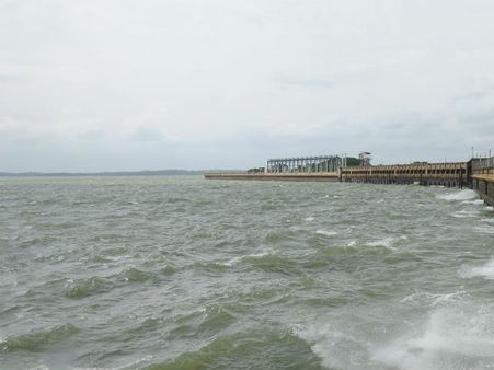 കര്‍ണാടകയിലെ ഡാമുകള്‍ തുറന്നു; തമിഴ് നാട് ആശങ്കയില്‍