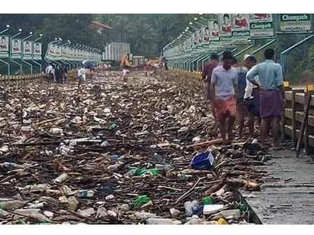 എറണാകുളത്ത് 22 പഞ്ചായത്തുകളെ റെഡ് സോണ്‍ ആയി പ്രഖ്യാപിച്ചു; മൂന്നു ദിവസത്തിനകം ശുചീകരണം