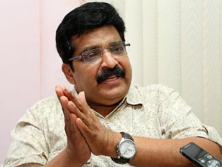 ശിഹാബ് തങ്ങള്‍ എല്ലാവര്‍ക്കുമുള്ള പാഠപുസ്തകം: എം കെ മുനീര്‍