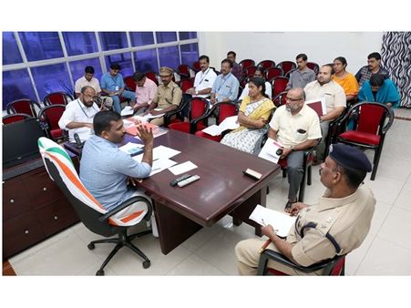 പ്രകൃതിക്ഷോഭം: നാശനഷ്ടങ്ങള്‍ അവലോകനം ചെയ്ത് ജില്ലാദുരന്ത നിവാരണ സമിതി