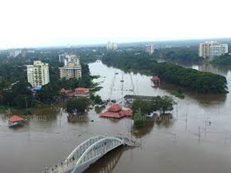 പത്തനംതിട്ടയില്‍ തകര്‍ന്നത് 550 കിലോമീറ്റര്‍ റോഡുകള്‍; ശരിയാക്കാന്‍ വേണം 426 കോടി