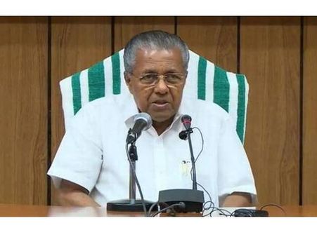 പ്രളയത്തില്‍ തകര്‍ന്ന വീടുകള്‍ പുനര്‍നിര്‍മിക്കാന്‍ ഒരുലക്ഷം വരെ പലിശരഹിത വായ്പ