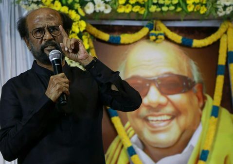 തമിഴ്നാട് മുഖ്യമന്ത്രിക്കെതിരെ രൂക്ഷ വിമർശനവുമായി രജിനികാന്ത്; മുഖ്യമന്ത്രി ചെയ്തത് തെറ്റ്!!