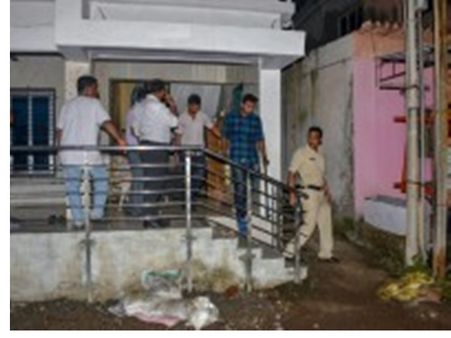 രാജ്യത്ത് വൻ ഭീകരാക്രമണത്തിന് പദ്ധതി; ഹിന്ദുത്വ തീവ്രവാദ സംഘടനാ നേതാക്കൾ അറസ്റ്റിൽ, വൻ ആയുധശേഖരം...