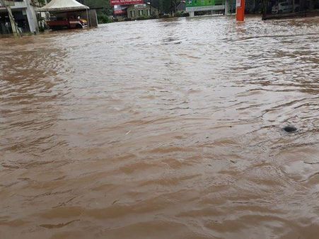 തൃശൂർ കോൾ നിലങ്ങളിലെ അതിപ്രളയം.. പ്രചാരണങ്ങള്‍ക്ക് മറുപടിയുമായി ജില്ലാ കളക്ടർ