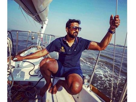 ഗോള്‍‍ഡന്‍ ഗ്ലോബ് മത്സരത്തിനിടെ അപകടം: സുരക്ഷിതനെന്ന് അഭിലാഷ് ടോമി, തിരച്ചിലിന് ആസ്ട്രേലിയന്‍ സംഘം!