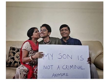 ഞാനൊരു സ്വവർഗാനുരാഗിയാണ്.. പക്ഷെ ഞാനിന്നൊരു ക്രിമിനലല്ല... ഹൃദയസ്പർശിയായ കുറിപ്പ് വായിക്കാം...