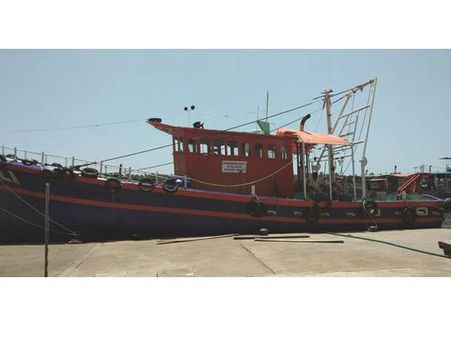 ചേറ്റുവ കടലില്‍ പട്രോളിങ് സജീവം; അനധികൃത മത്സ്യബന്ധനം പിടികൂടി, ലക്ഷങ്ങള്‍ പിഴ ഈടാക്കും!