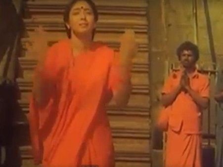 പതിനെട്ടാം പടിക്കരികിൽ പാടി അഭിനയിച്ച നായിക ജയശ്രീ; ചിത്രം 86ൽ പുറത്തിറങ്ങിയ `നമ്പിനാൽ കൊടുവതില്ലൈ'