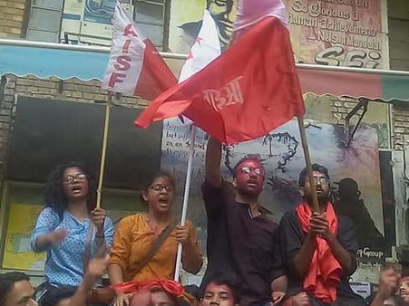 ജെഎന്‍യുവില്‍ എബിവിപിയെ നിലംപരിശാക്കി ഇടതുസഖ്യം... എല്ലാ സീറ്റും പിടിച്ചടക്കി; മലയാളി തിളക്കം വേറേ!