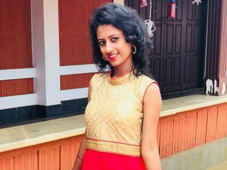 ബ്യൂട്ടീപാര്‍ലറില്‍ നിന്ന് മുടി സ്‌ട്രൈറ്റ് ചെയ്തതിന് ശേഷം മുടി കൊഴിച്ചില്‍; യുവതി ആത്മഹത്യ ചെയ്തു