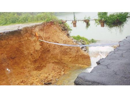 റോഡ് നിര്‍മാണത്തിലെ കാലതാമസം ഒഴിവാക്കാന്‍ നിയോജക മണ്ഡലം തലത്തില്‍ ഒരുമിച്ച് ടെന്‍ഡര്‍ ചെയ്യും