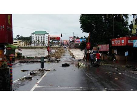 പ്രളയക്കെടുതി: പട്ടാമ്പി പാലം ബുധനാഴ്ച തുറന്നു കൊടുത്തു, അടിയന്തര പ്രവൃത്തികൾ പൂർത്തിയാക്കി!!