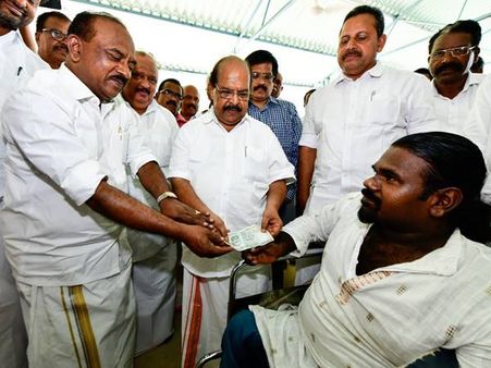 വീല്‍ചെയറില്‍ സുജിത്ത് എത്തിയത് വികലാംഗ പെന്‍ഷന്‍ ദുരിതാശ്വാസനിധിയിലേക്ക് നല്‍കാന്‍