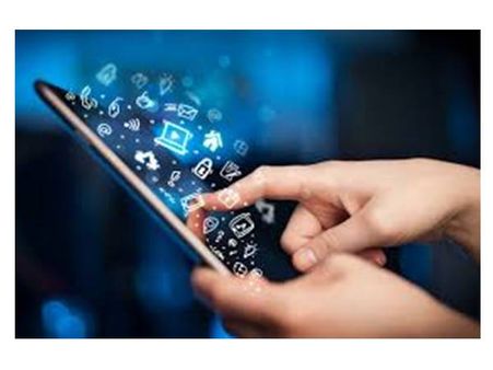 ഖത്തര്‍ അമീറിന്റെയും സൗദി രാജകുമാരന്റെയും ഫോണുകള്‍ യുഎഇ ചോര്‍ത്തി:ഇസ്രയേല്‍ സ്പൈ വെയര്‍ കമ്പനി!