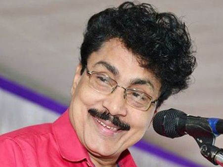 എംഎൽഎക്കെതിരായ പരാതിയിൽ പോലീസ് അന്വേഷണവും; അണികളെ നിരത്തി പ്രതിരോധിക്കാൻ പി കെ ശശി