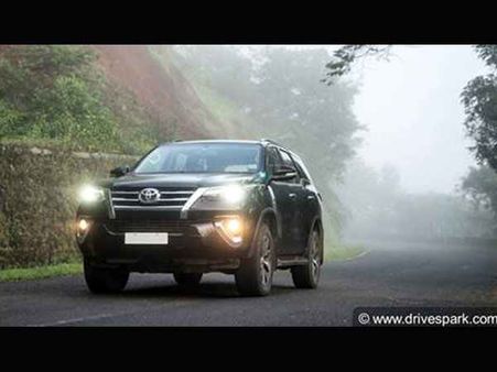 കൂടുതൽ ഭംഗി... കാര്യശേഷി... ഫോര്‍ച്യൂണര്‍ പൂര്‍ണ്ണ എസ്‌യുവികള്‍ക്ക് മികച്ച പ്രതികരണം...