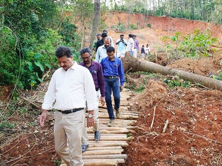 ലോകബാങ്ക് പ്രതിനികള്‍ വയനാട്ടിലെത്തി; ജില്ലാഭരണകൂടം നല്‍കിയത് 2391.43 കോടി രൂപയുടെ നാശനഷ്ടക്കണക്കുകള്‍