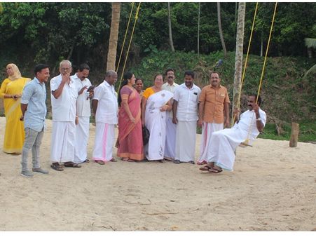 നല്ല കാറ്റ്, പഞ്ചാര മണൽ.. മനം കവരുന്ന മംഗലത്ത് കടവ് ബീച്ച്