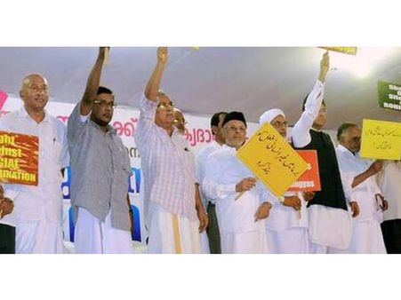 കോടതിവിധികളില്‍ മുസ്ലിം സംഘടനകള്‍ക്ക് അതൃപ്തി; നിയമനിര്‍മാണ സഭകള്‍ ഇടപെടണമെന്ന് ആവശ്യം