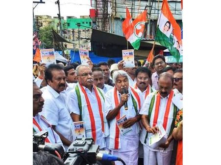 ശബരിമല: സര്‍ക്കാര്‍ റിവ്യൂപെറ്റീഷന്‍ നല്‍കണമെന്ന് ഉമ്മന്‍ചാണ്ടി