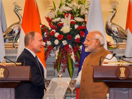 റഷ്യ- ഇന്ത്യ പ്രതിരോധ കരാര്‍: ഇന്ത്യയ്ക്കുള്ള തിരിച്ചടി ദിവസങ്ങള്‍ക്കകം! റഷ്യന്‍ സൈനിക ശേഷിക്കെതിരെ